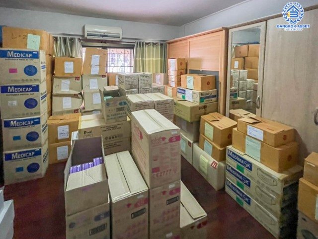 *****ทาวน์โฮมมือสองย่านนนทบุรี ม.ศุภาลัยวิลล์ รัตนาธิเบศร์ เนื้อที่ 18 ตร.ว. ฟังก์ชัน 3 ห้องนอน 3 ห้องน้ำ 1 ที่จอดรถ บ้านพร้อมอยู่ บนทำเลติดถ.รัตนาธิเบศร์ และรถไฟฟ้าสายสีม่วง "สถานีศูนย์ราชการนนทบุรี" ใกล้สนามบินน้ำ, เซ็นทรัลรัตนาธิเบศร์ และทางด่วน "งามวงศ์วาน" ราคาถูก!